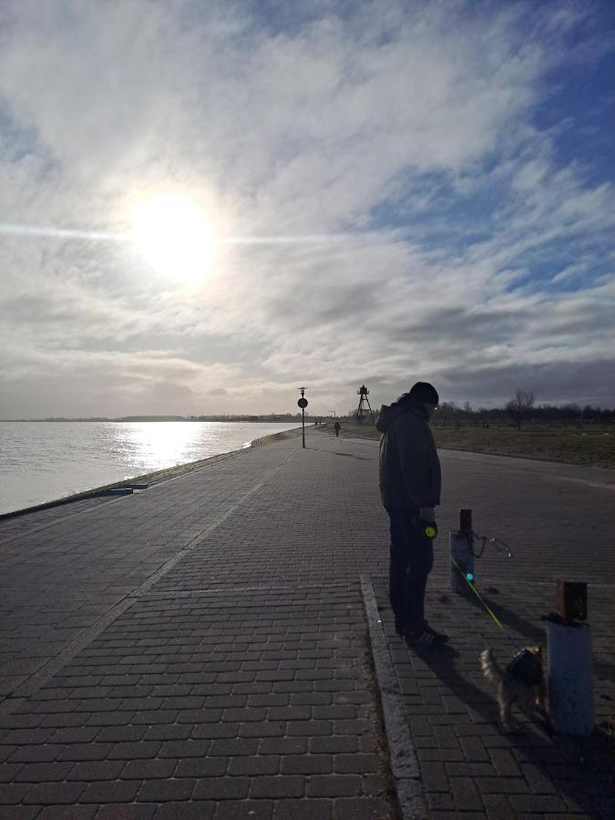 Studio Mit Meerblick Und Grosser Loggia - Direktzugang Zur Nordsee Вильгельмсхафен Экстерьер фото